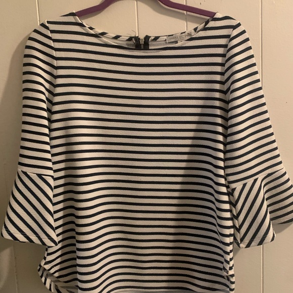 Top - Picture 1 of 1